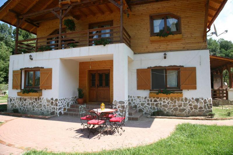 Gasthaus Maria Borlova Zewnętrze zdjęcie