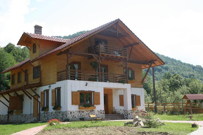 Gasthaus Maria Borlova Zewnętrze zdjęcie
